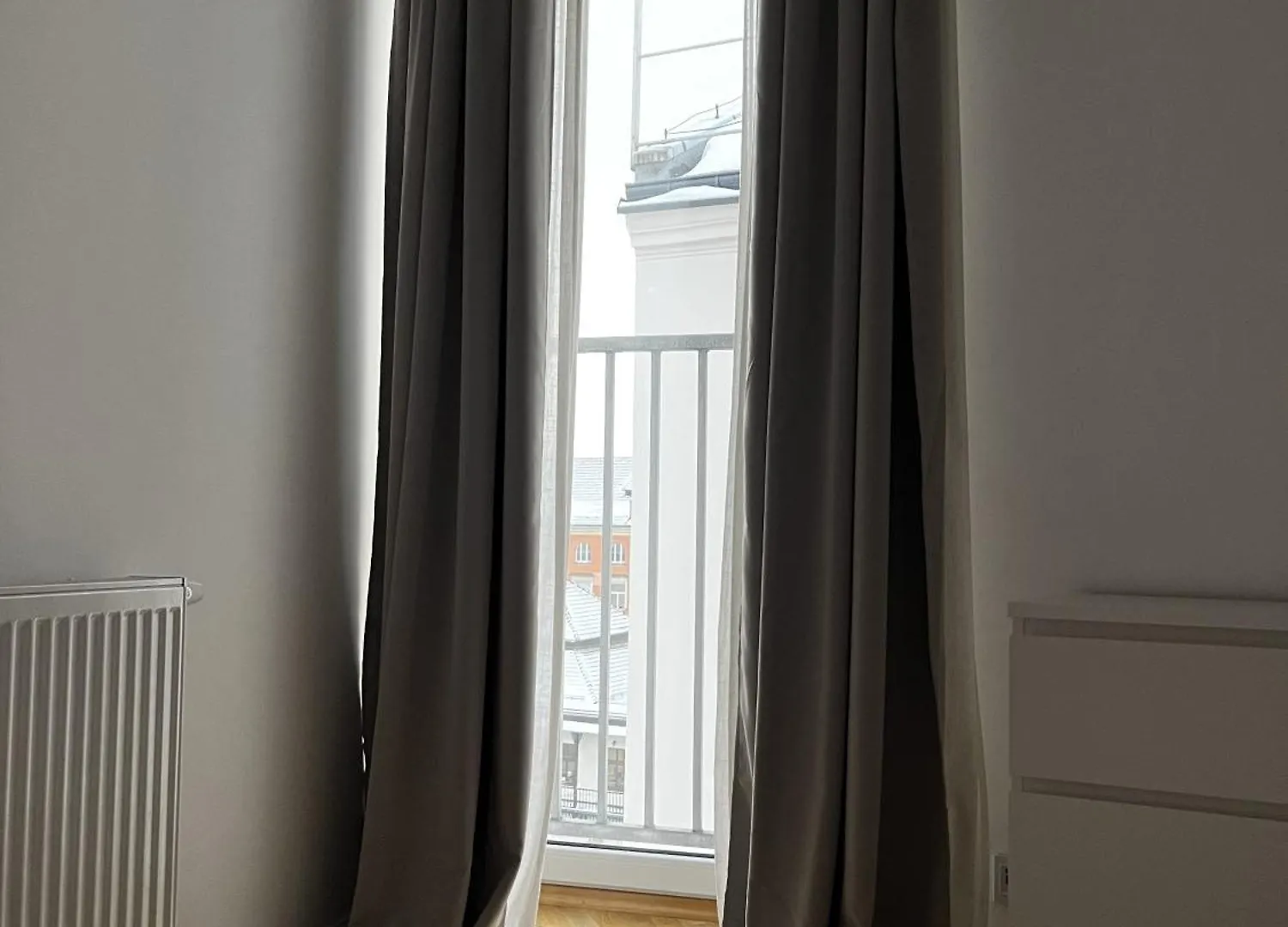 Kwatera prywatna High Standard Room In Jewish District, Apartment Shared With Host Kraków Polska